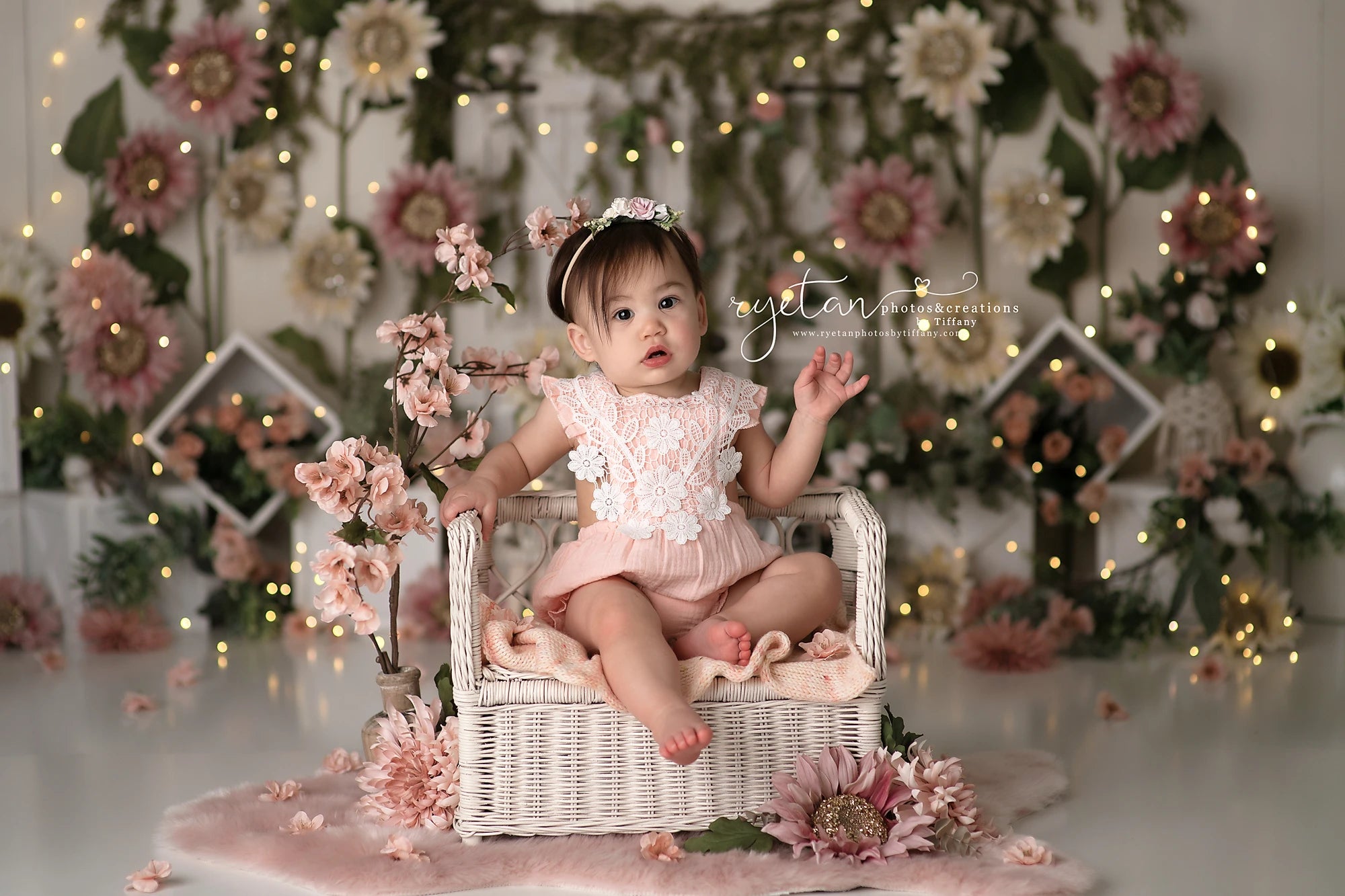 Spring Daisy Chain Backdrops Kids Baby Photography Props Adult Child Photocall Props Garden Wall Backgrounds