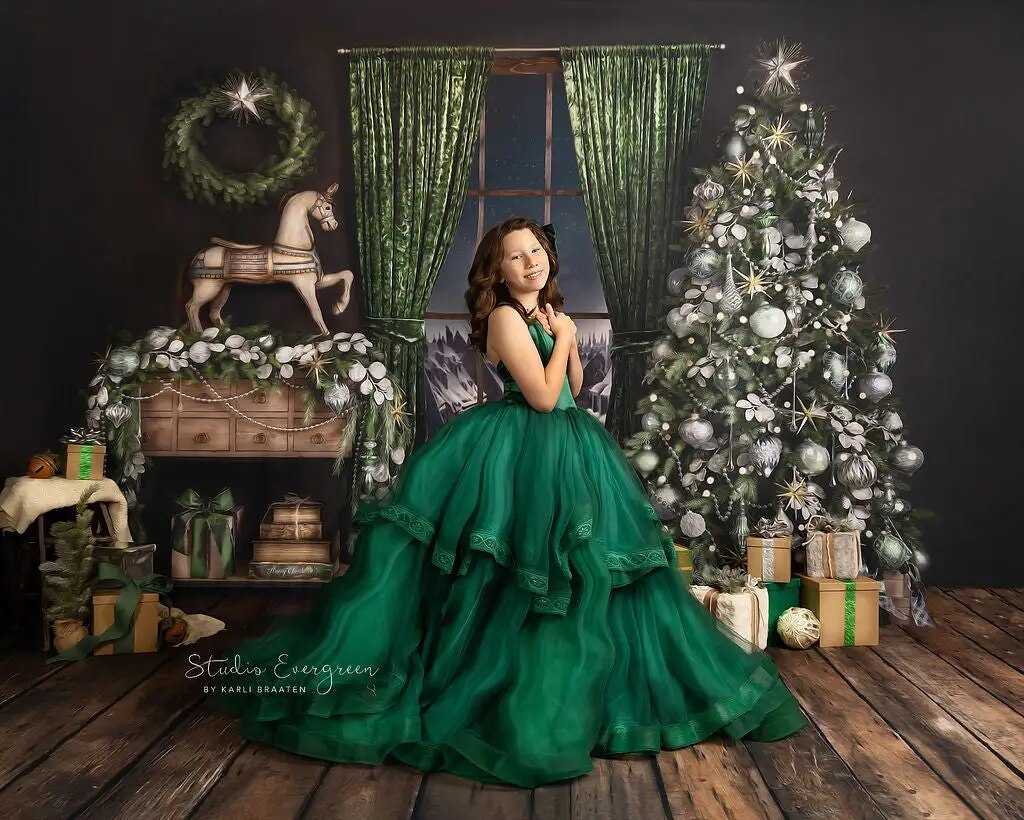 Cheerful Festivity Xmas Fireplace Backdrops Adult Portrait Kids Girl Photocall Green Window Living Room Background