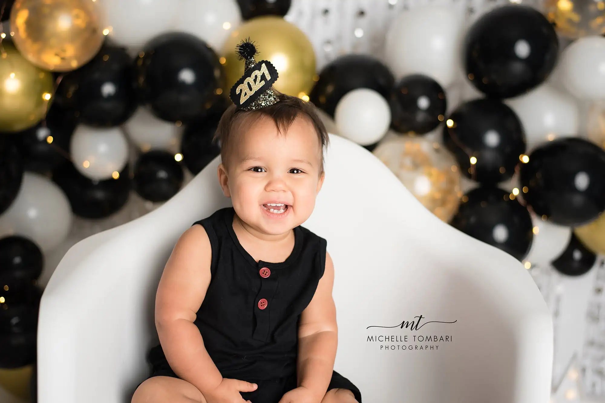 Gold and Black Balloon Garland Photography Backdrop Kids Baby Cake Smash Photocall Decors Child Adult Birthday Backgrounds