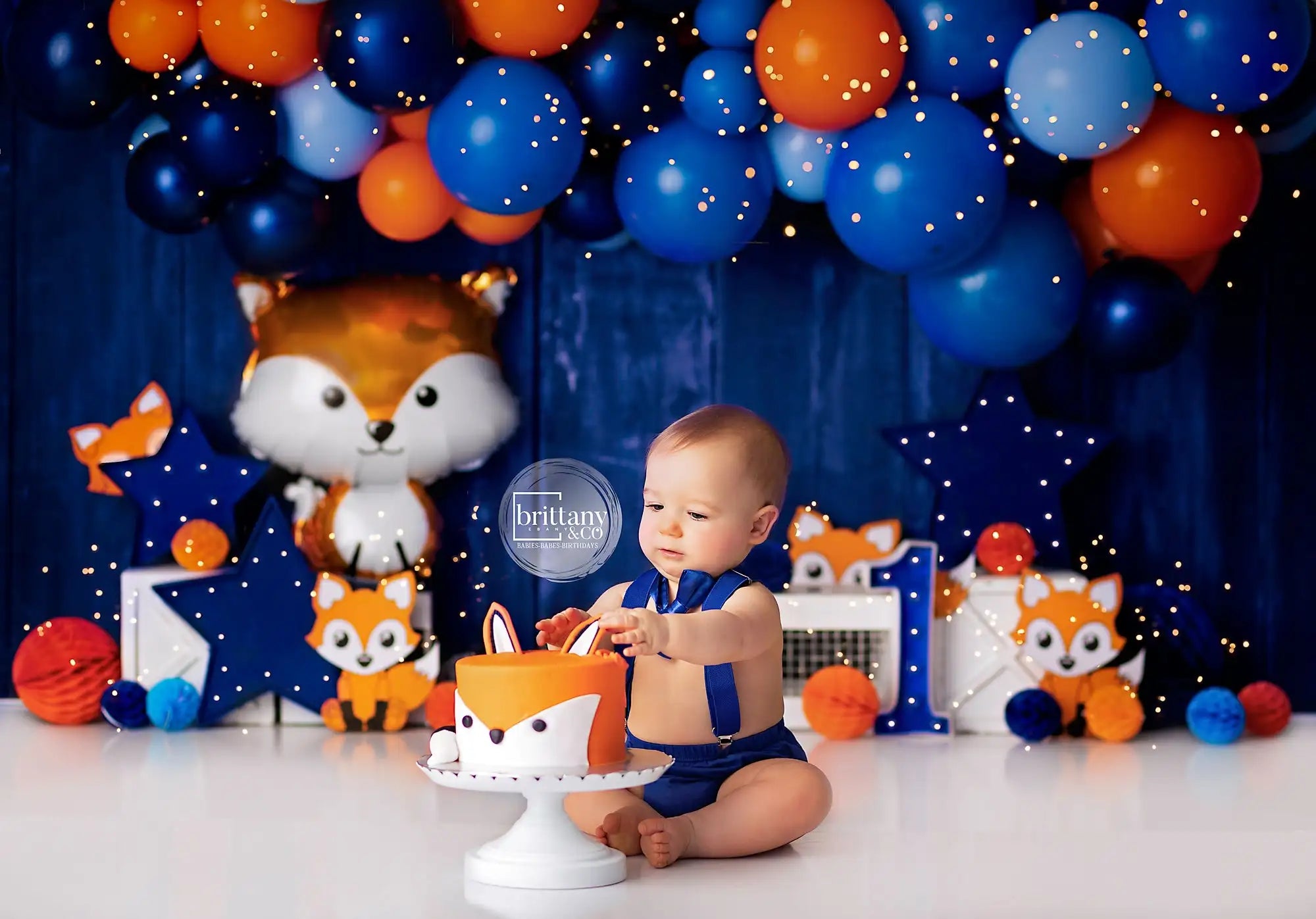 Foxing Around Backdrop Kids Baby Cake Smash Photography Props Balloons Animals Child Adult Photoshoot Studio Backgrounds