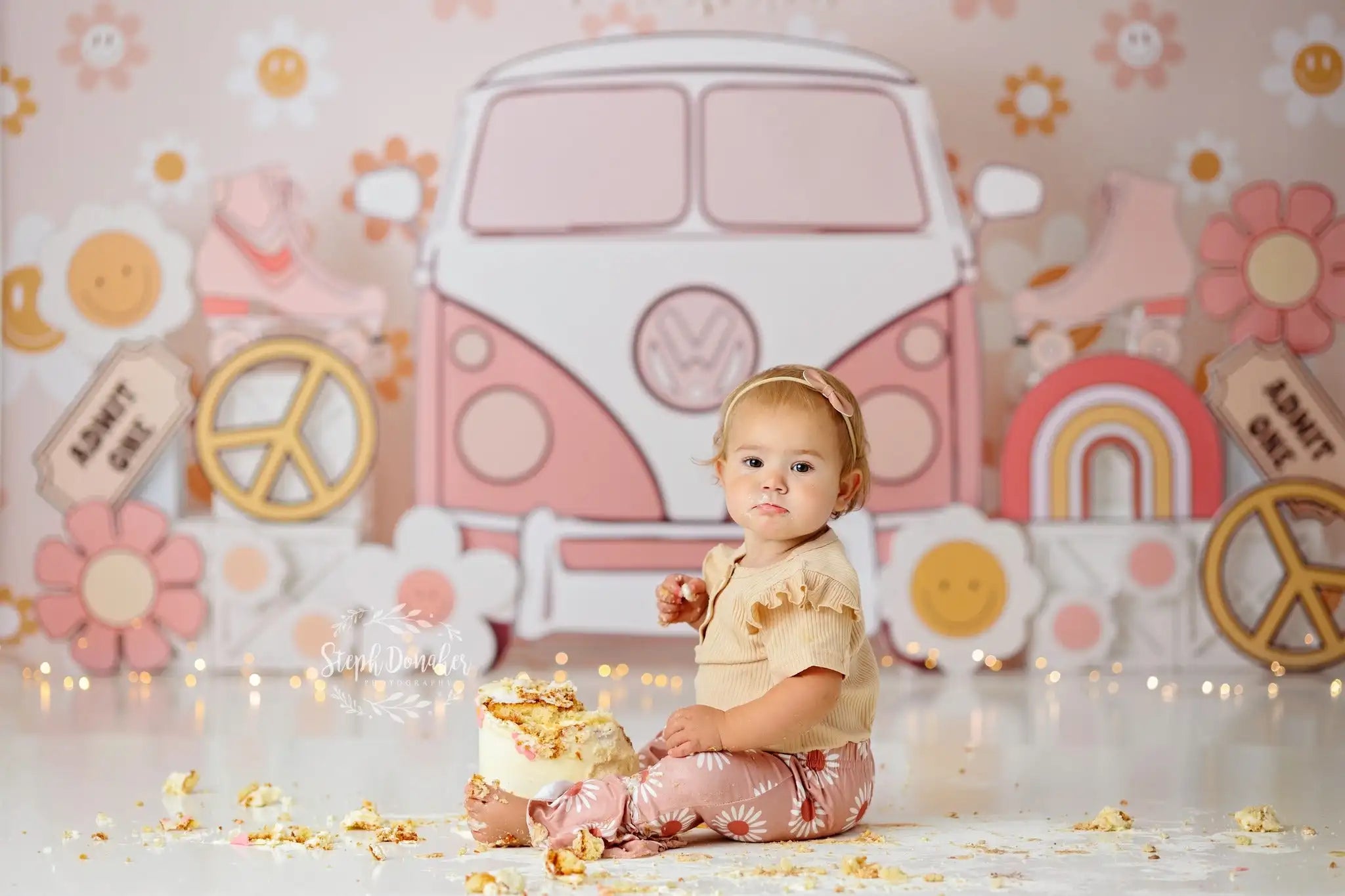 Back to the 70s Photography Backdrop Kids Baby Shower Photo Decor Pink Retro Bus Child Birthday Cake Smash Photostudio Props