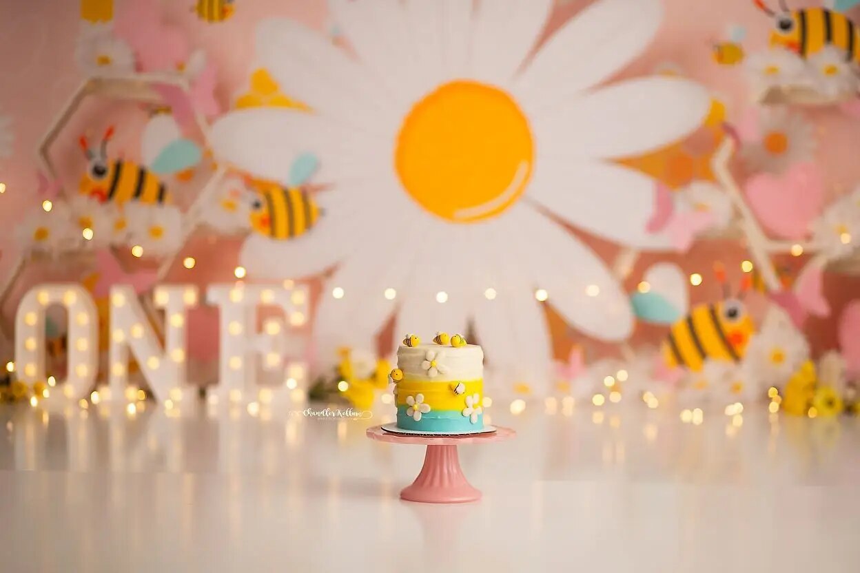 Garden Bee Backdrops Kids Baby Cake Smash Birthday Photorgaphy Props Child Adult Photocall Decors Floral Spring Background