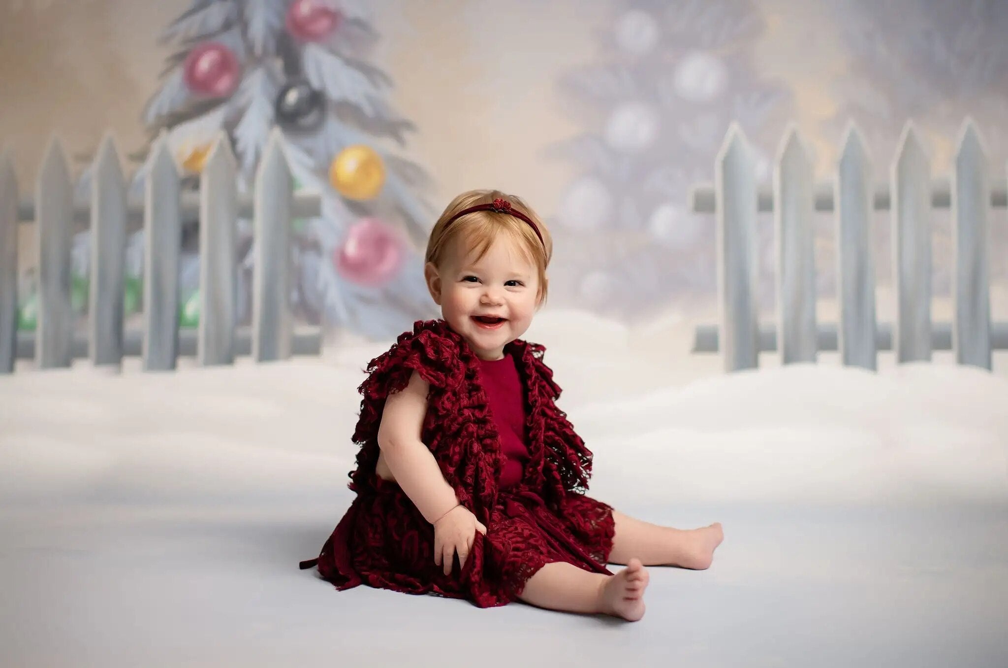 Arrière-plan d'arbres de noël enneigés d'hiver, pour séance photo d'enfants, Portrait de bébé, photographie de vacances de noël, arrière-plan de neige saupoudré 