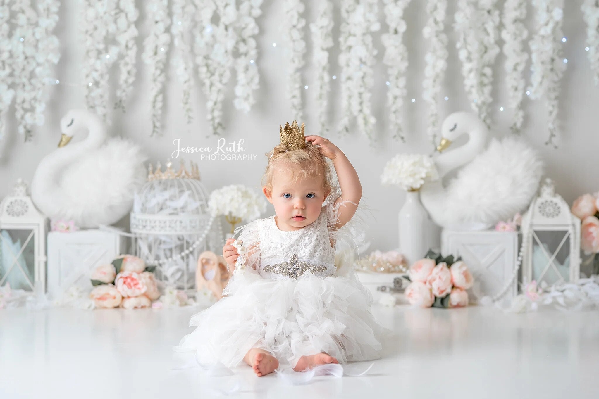 Royal Swans Backdrops Kids Cake Smash Birthday Photography Child Adult Photocall Decors Baby Photocall Floral Curtain Background