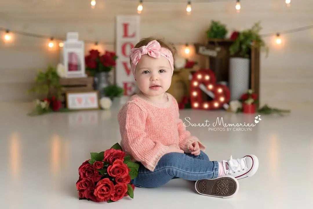 Hugs Kisses Valentine's Day Photography Props Child Baby Photocall Decors Kids Adult Photocall  Rose Wall Backgrounds