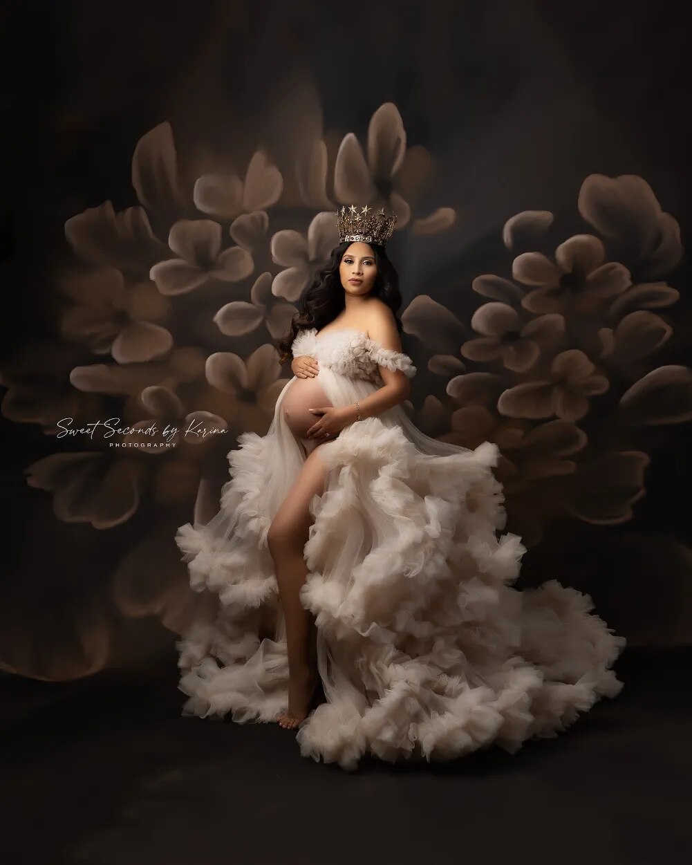 Beige Floral Photography Backdrops Pregnant Woman Portrait Gril Child Photocall Baby Birthday Hand Painting Flower Background