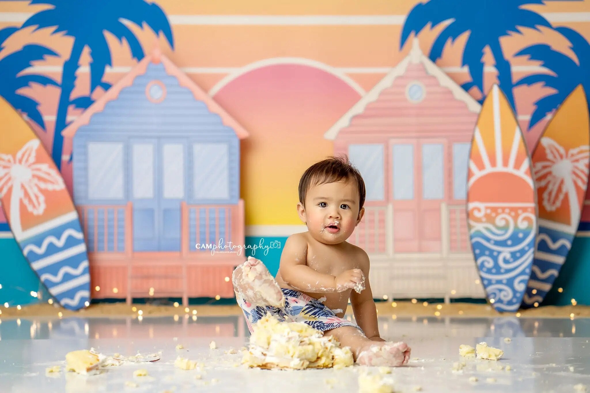 Arrière-plan de plage d'été, lever du soleil, surf, photographie d'enfants, bébé, gâteau d'anniversaire, accessoires Smash, arbres de palmier de bord de mer 