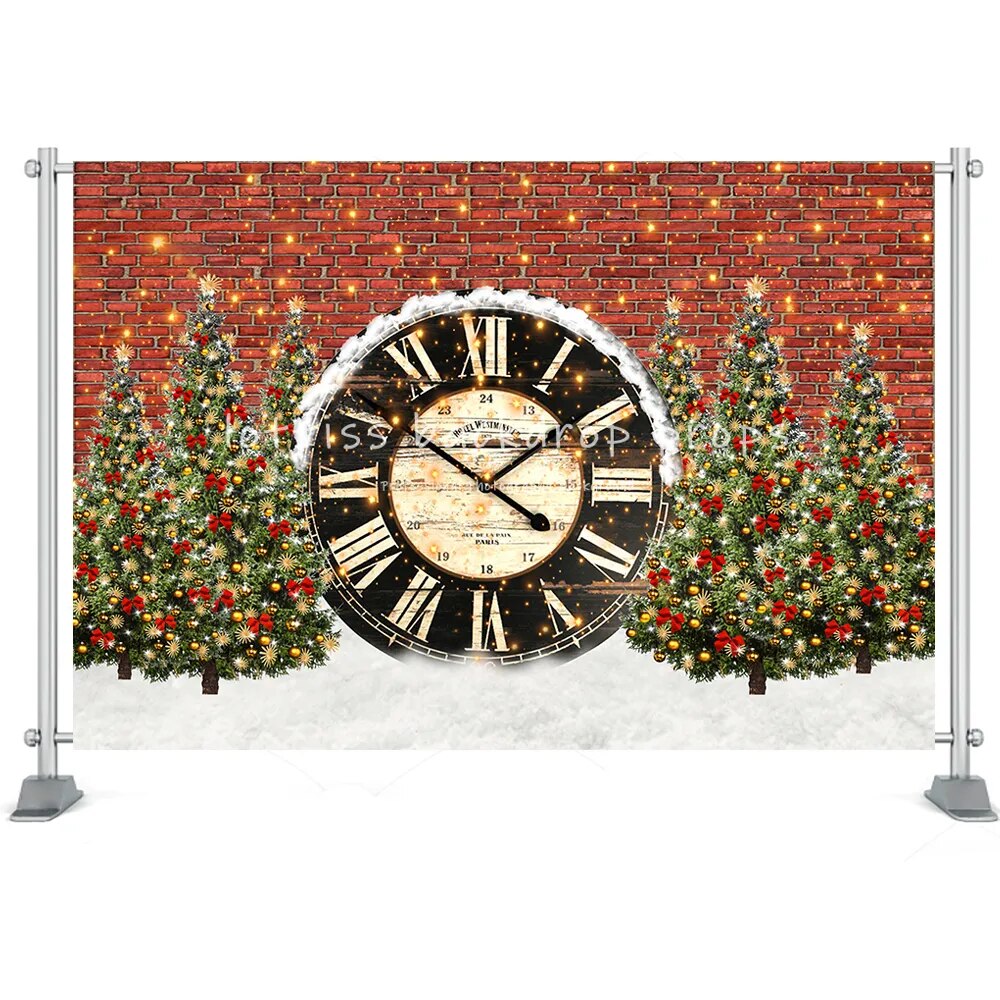 Horloge bonne année arrière-plans arbres de noël Paris rue accessoires de fête enfants famille Portrait photographie décors