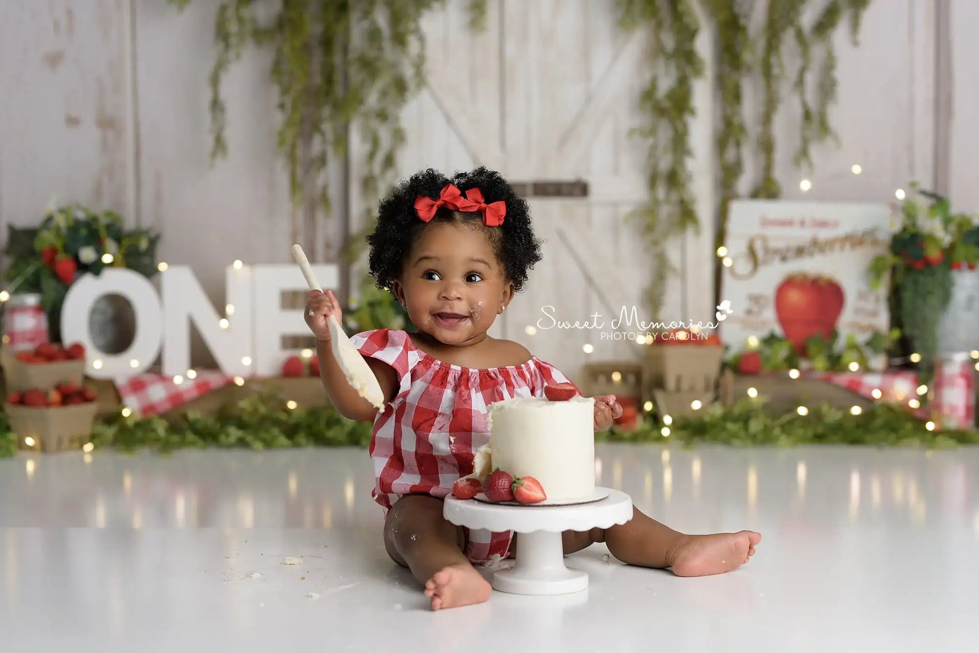 Strawberry Picking Backdrops Kids Baby Photography Child Birthday Cake Smash Garden Spring Fruits Photocall Backgrounds