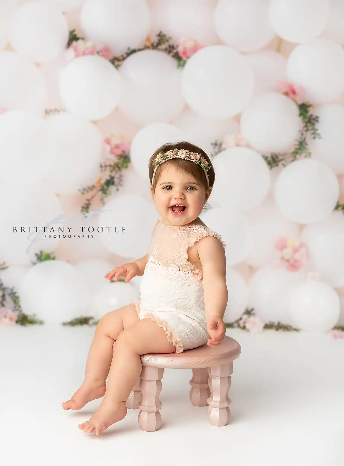 White Balloon Wall Backdrop Kids Baby Cake Smash Photography Props Child Adult Birthday Studio Backgrounds