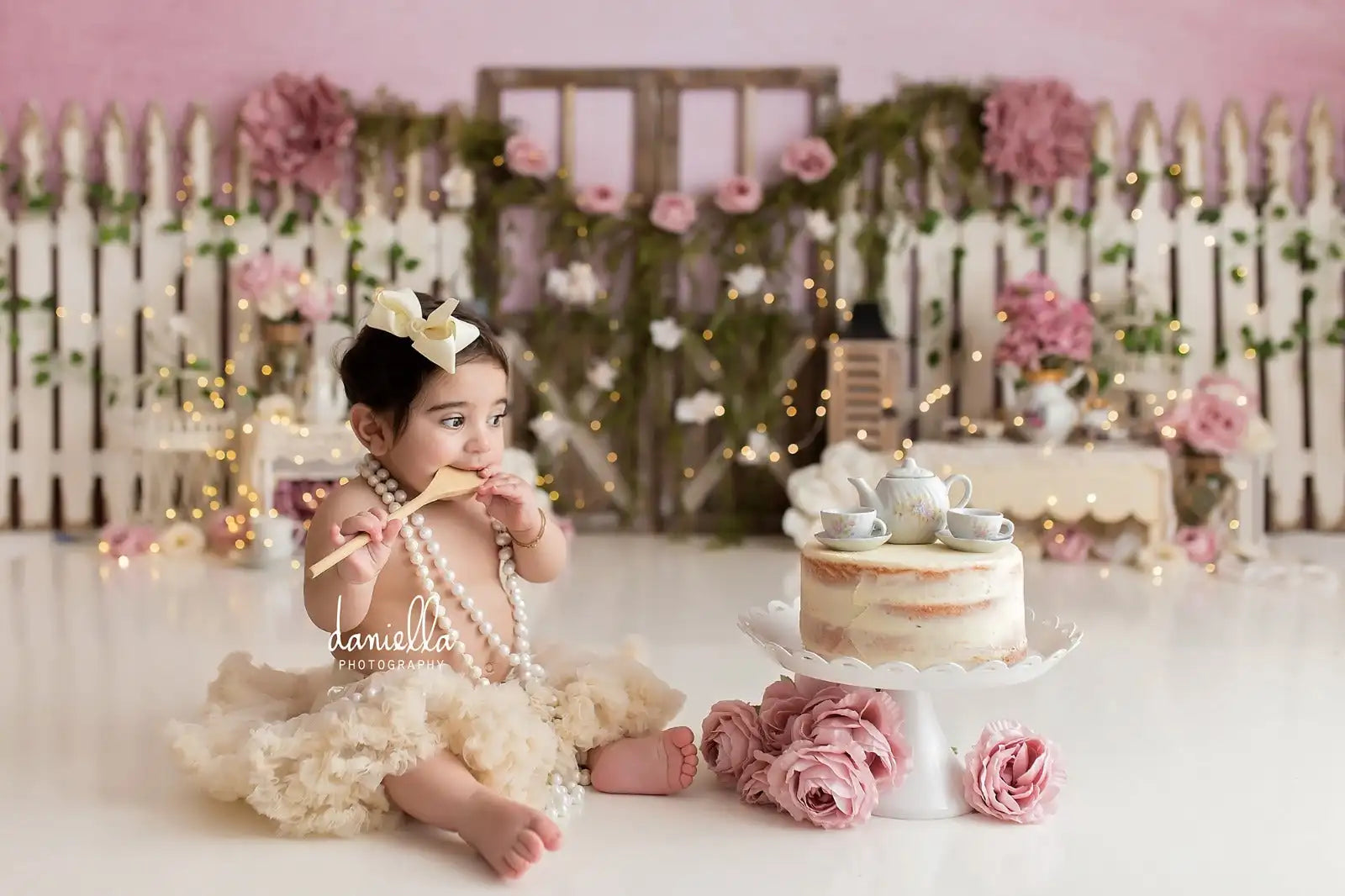 Rose Tea Party Spring Garden Backdrops Kids Girl Photocall Child Baby Cake Smash Photography Pink Flower Wooden Door Backgrounds