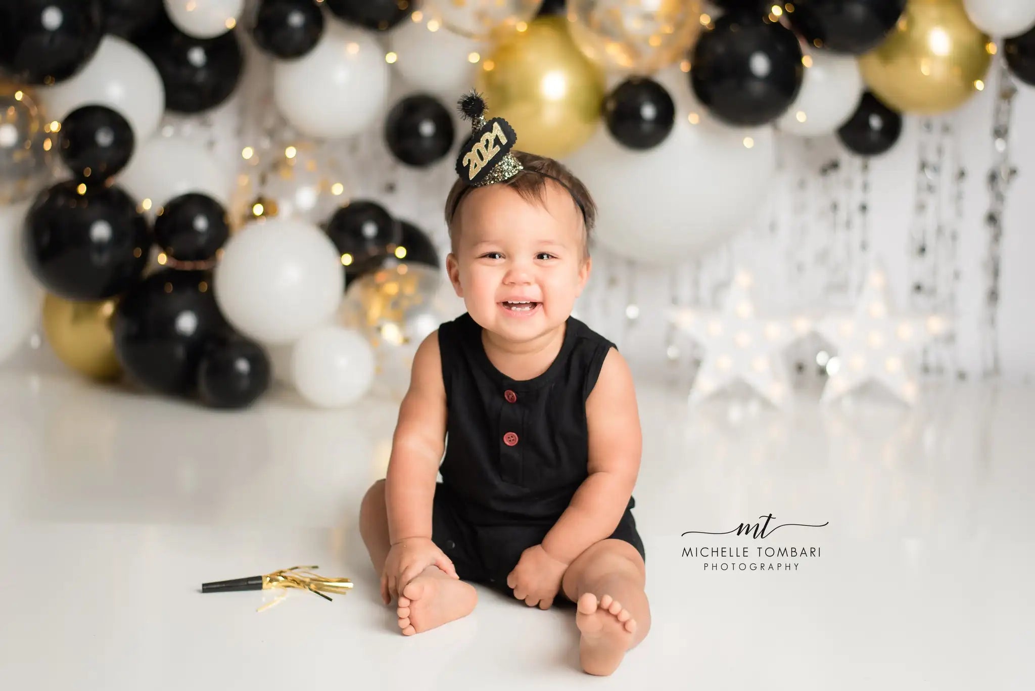 Gold and Black Balloon Garland Photography Backdrop Kids Baby Cake Smash Photocall Decors Child Adult Birthday Backgrounds